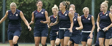 olympics-womenssoccer-usa01-360