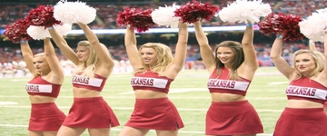 South Carolina vs. Arkansas, 9/10/22 CFB Betting Odds, Prediction & Trends