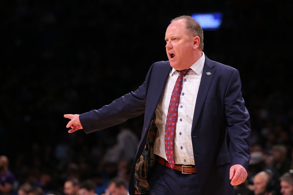 Montana vs. Wisconsin Prediction: Will Grizzlies hang with Badgers?