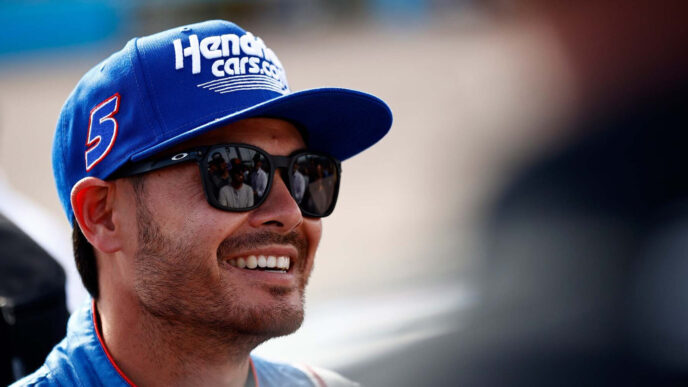 Hollywood Casino 400 picks