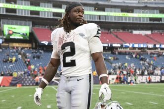 Cowboys vs Raiders MNF Rushing Props: Best Bets & +420 Parlay