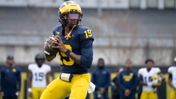 Week 9 College Football Odds: Final Moves & Key Totals (Oct. 25)