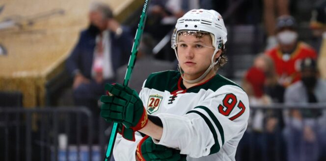 Wild vs Lightning Prediction Oct 8: Is Road Dog Tonights Best Bet?