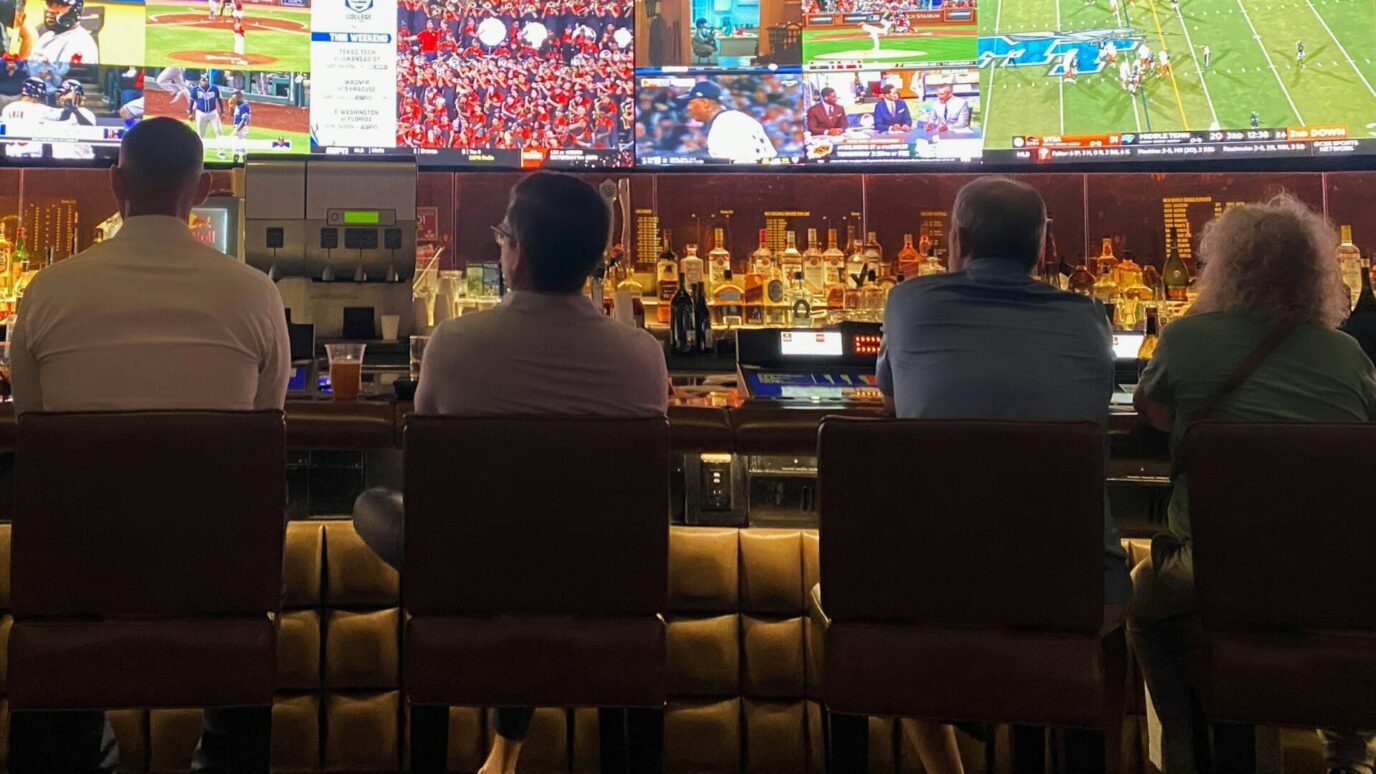 From Sports Betting to Online Casino: What Sharps Should Know Before Crossing Over