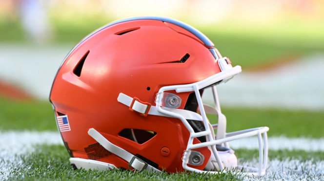 Steelers vs Browns Odds Thursday Night Oct. 1: Pitt -2.5, Total 38.5