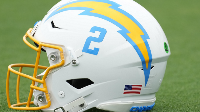 Raiders vs Chargers Odds: Spread, Total & How to Watch September 20
