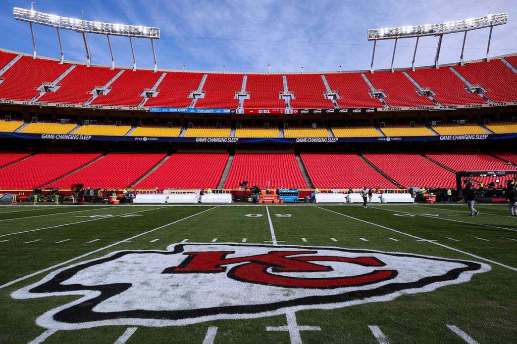 Broncos vs Chiefs Odds: Spread, Public Betting & How to Watch September 14