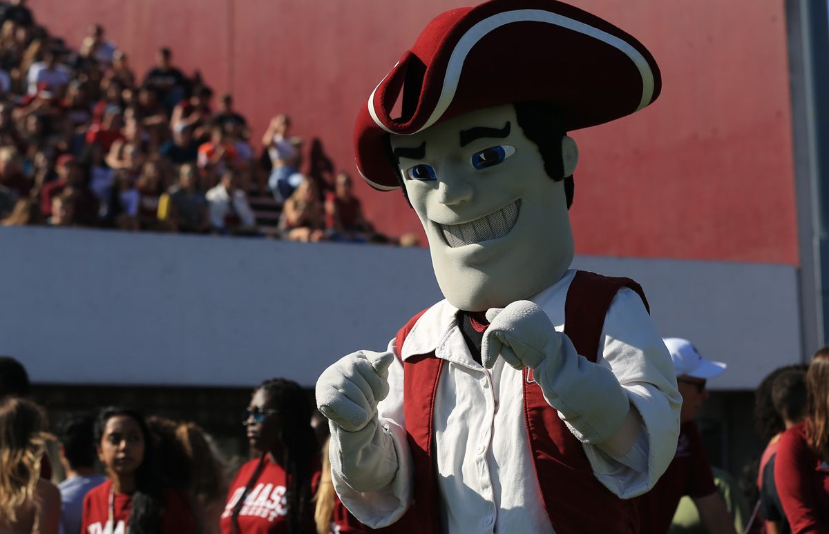 Massachusetts vs Rutgers Prediction September 3: Is The Spread too Wide?