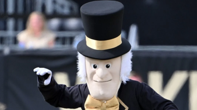 Akron vs Wake Forest Odds September 3: Demon Deacons Favored